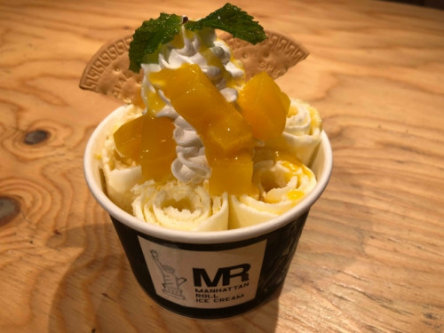 マンハッタンロールアイスクリーム 神戸