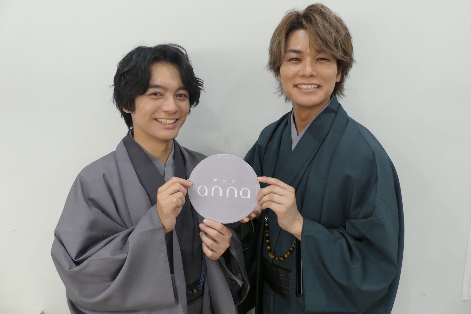 人気声優の榎木淳弥さん、八代拓さんに深掘りインタビュー。アニメ「め組の大吾 救国のオレンジ」の見所&プライベートを本音でトーク!