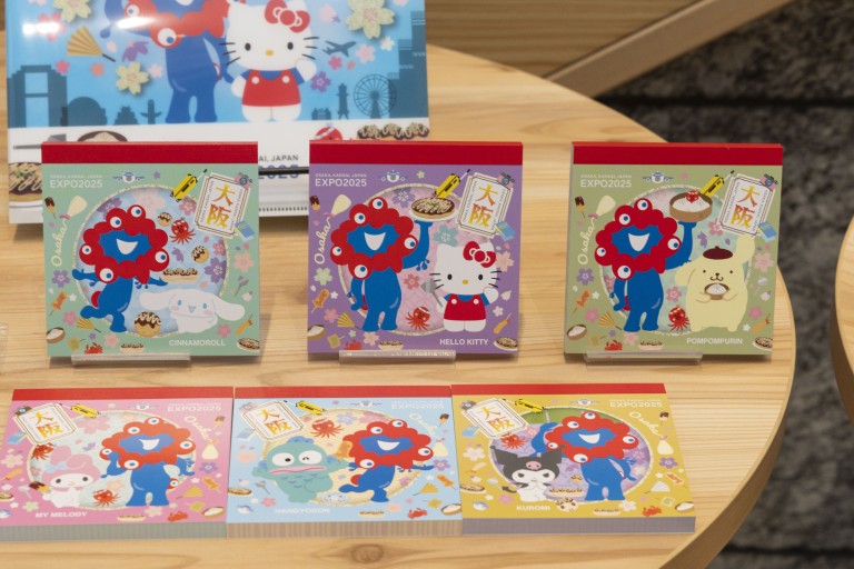 ミャクミャク&サンリオキャラクターズが登場【大丸梅田店】
