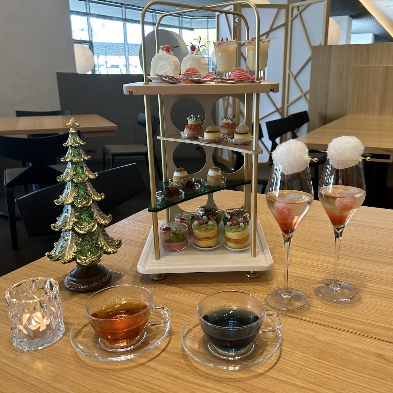 今年のクリスマスのテーマは“あめちゃん”♡「OMO7大阪 by 星野リゾート