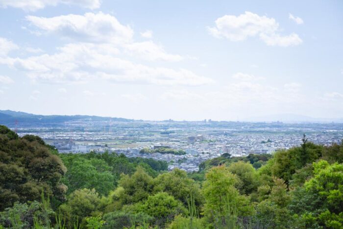 城陽市の「鴻ノ巣山（こうのすやま）」